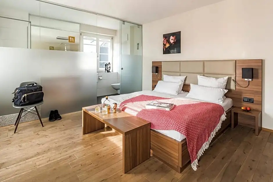 Comfort room with city view
