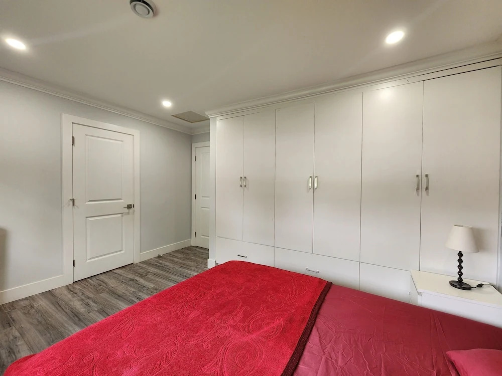 Sarla Villa Surrey - фото 7