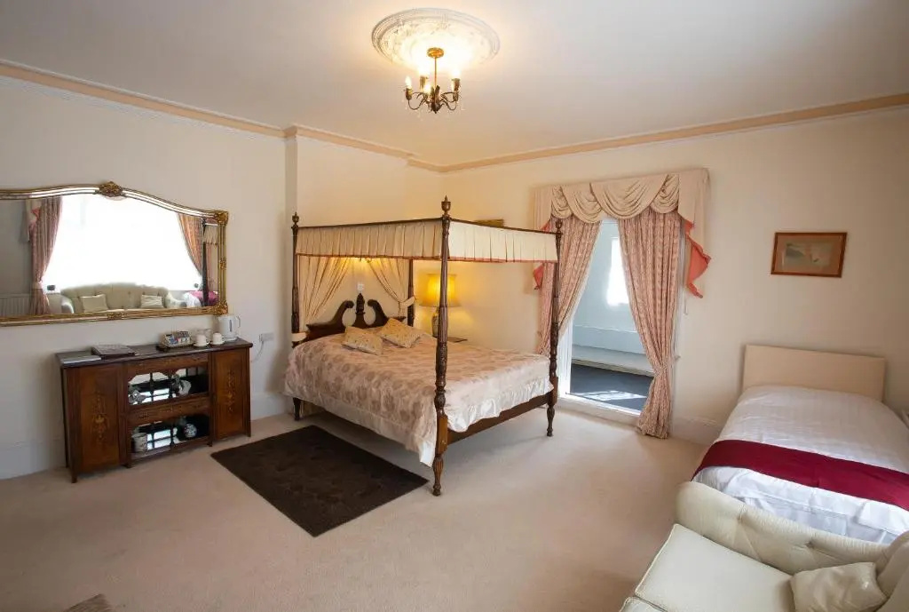 Fines Bayliwick Hotel - Chambres