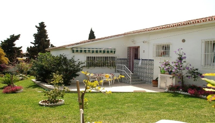 Puerta de Hierro - Three Bedroom