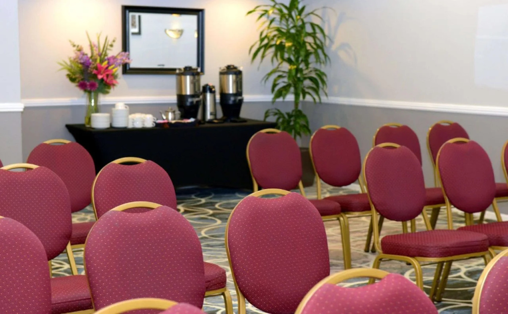 Best Western Plus Grosvenor Airport Hotel - Général
