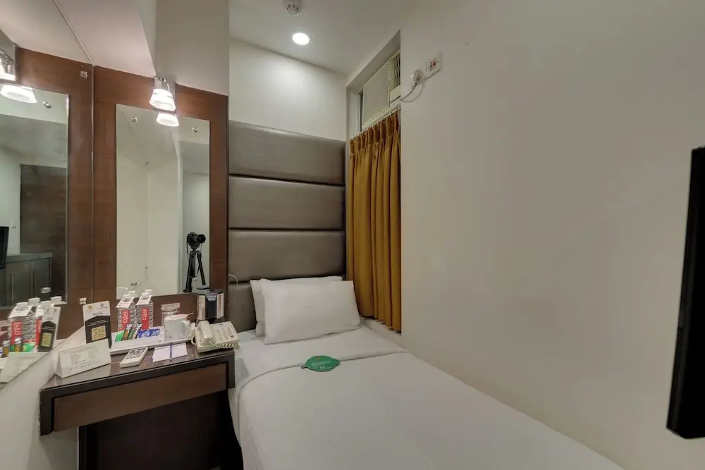 Economy room