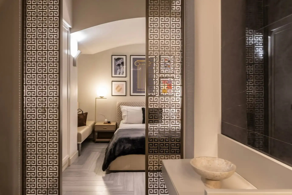 Double room (full double bed)
