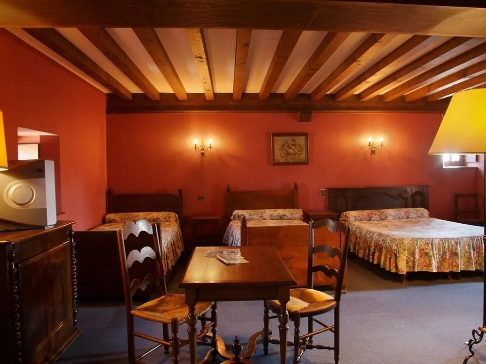 Hostellerie de Pérouges - Général