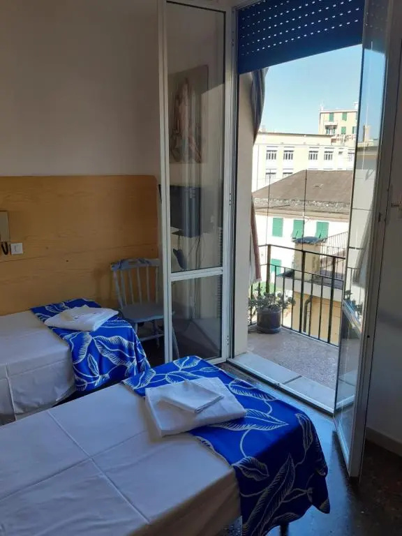 Economy Double room (twin beds)