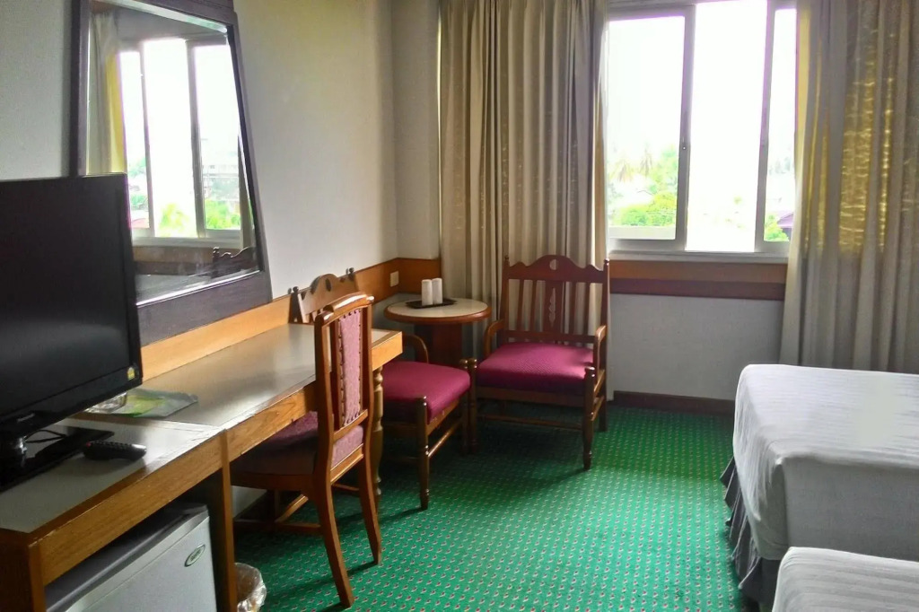 Siam Thani Hotel - фото 17