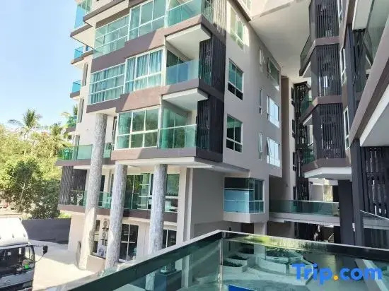 City Condo Phuket – Walk to Central Mall & Town