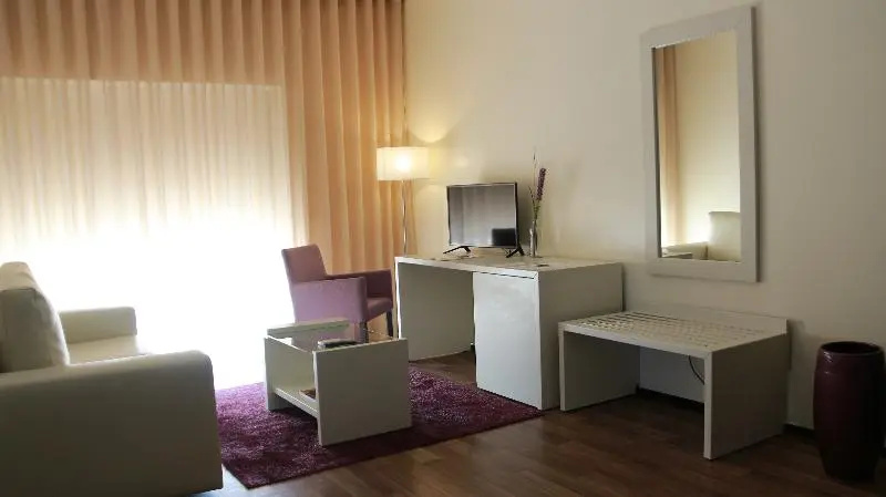 Monte Lírio Hotel - Chambres