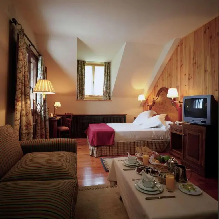 Parador De Bielsa - Chambres