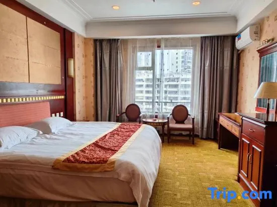 Deluxe Family Suite