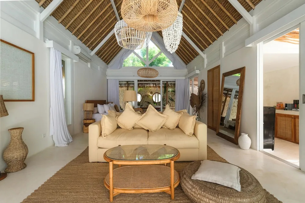 1 Bedroom Villa with pool view
