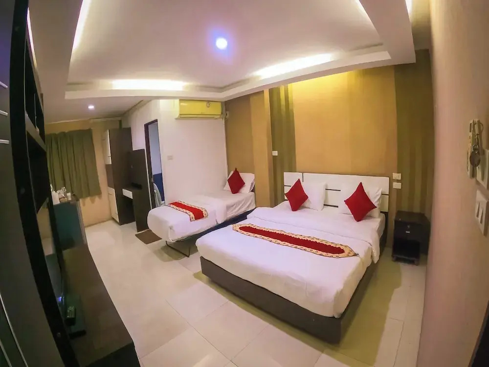 Hotel photo 13