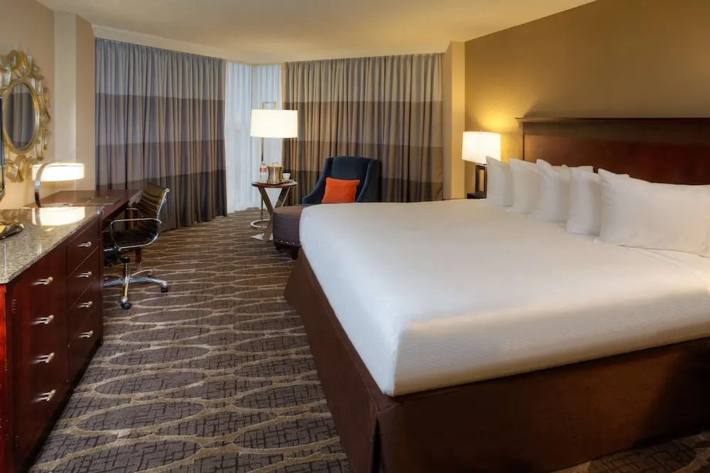 Hilton Houston Westchase - Chambres