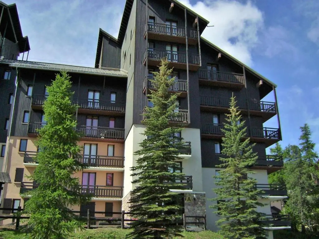 Voir la photo 1 — Appartement Risoul, 1 pièce, 4 personnes - FR-1-330-58