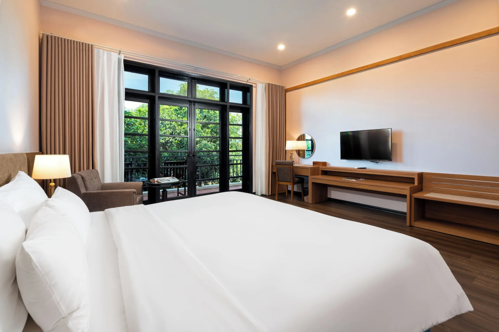 Tuan Chau Resort Halong in Ha Long