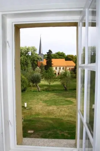 Balcony & Terrace