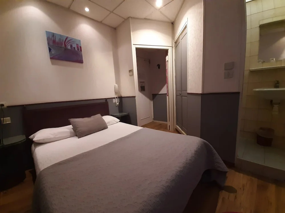 Economy Double room (full double bed)