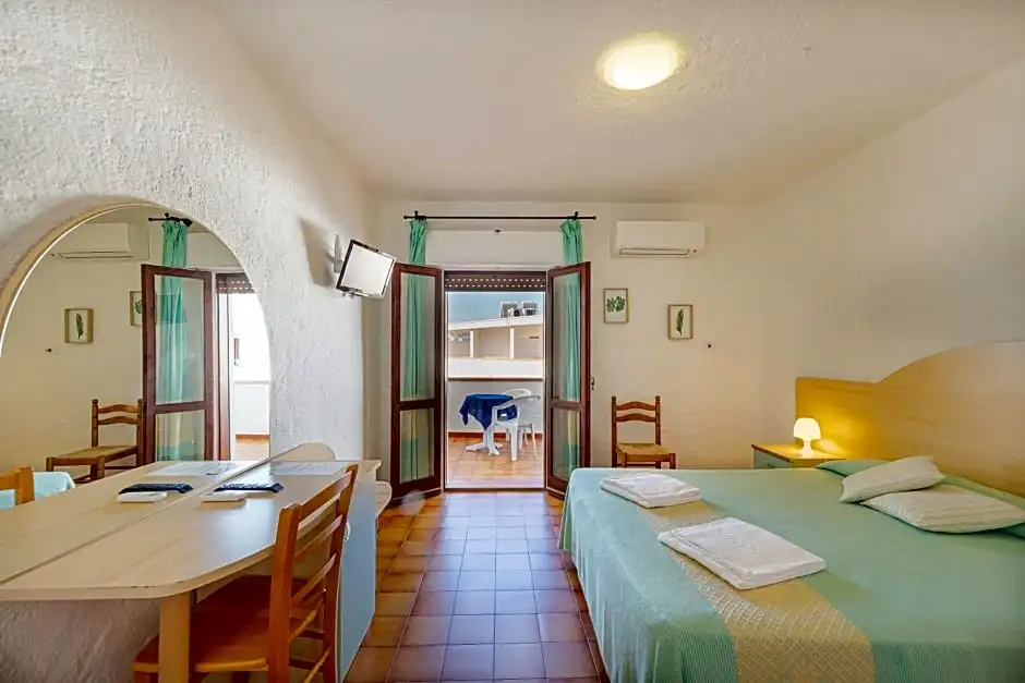 Standard Basement room