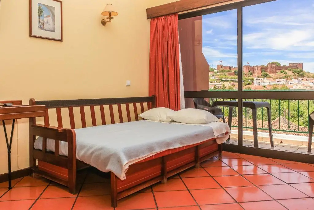 Hotel Colina Dos Mouros - Chambres