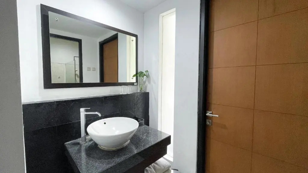 Deluxe Double room (full double bed)