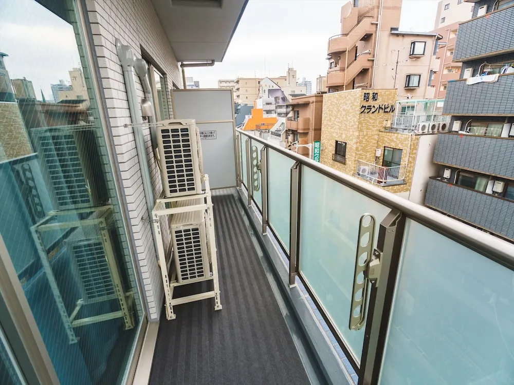 Balcony & Terrace