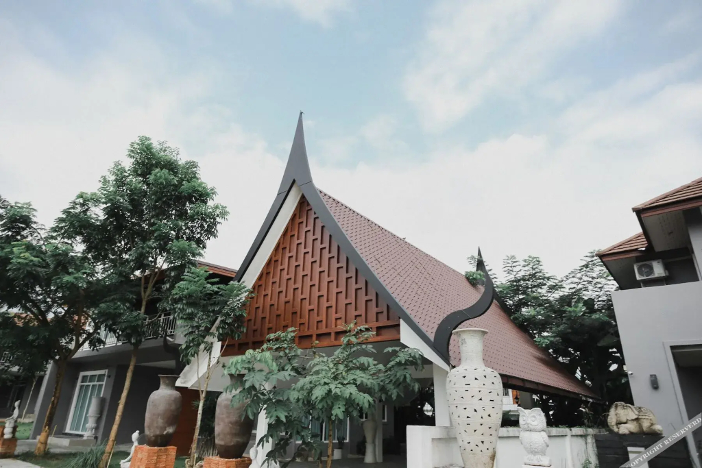 Marc Hotel Maesai