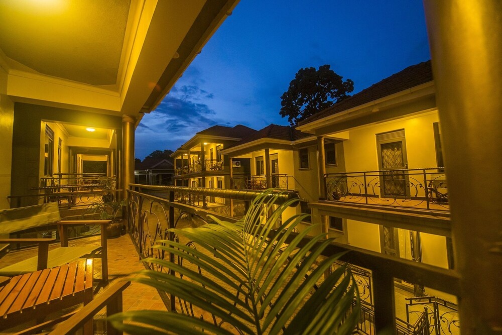 Balcony & Terrace