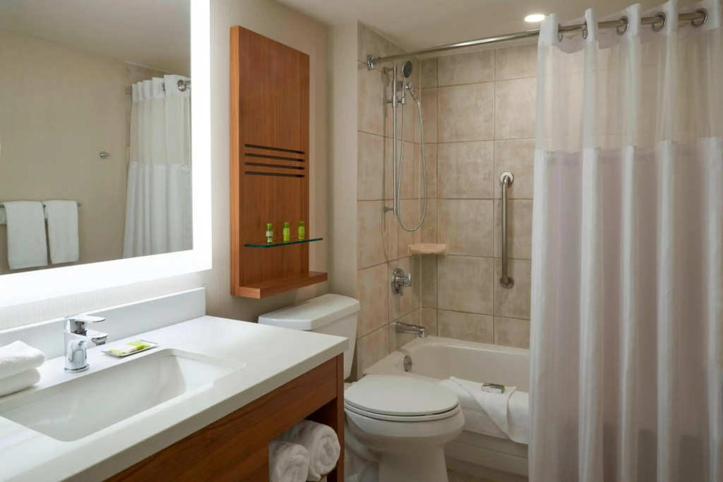 Holiday Inn & Suites Overland Park West by IHG - Général