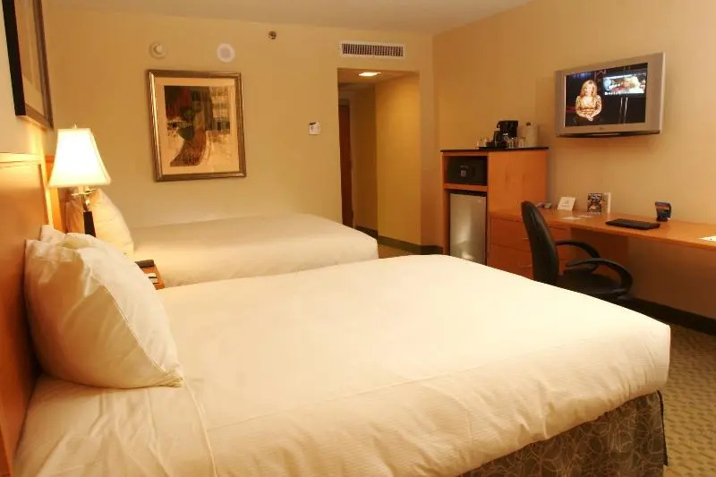 Florida Hotel & Conference Center in the Florida Mall - Chambres