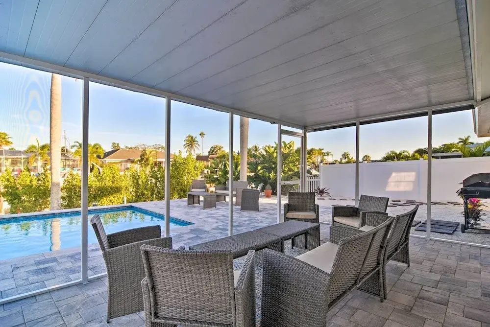 Beach House w/ Pool: 3 Mi to Anna Maria Island!
