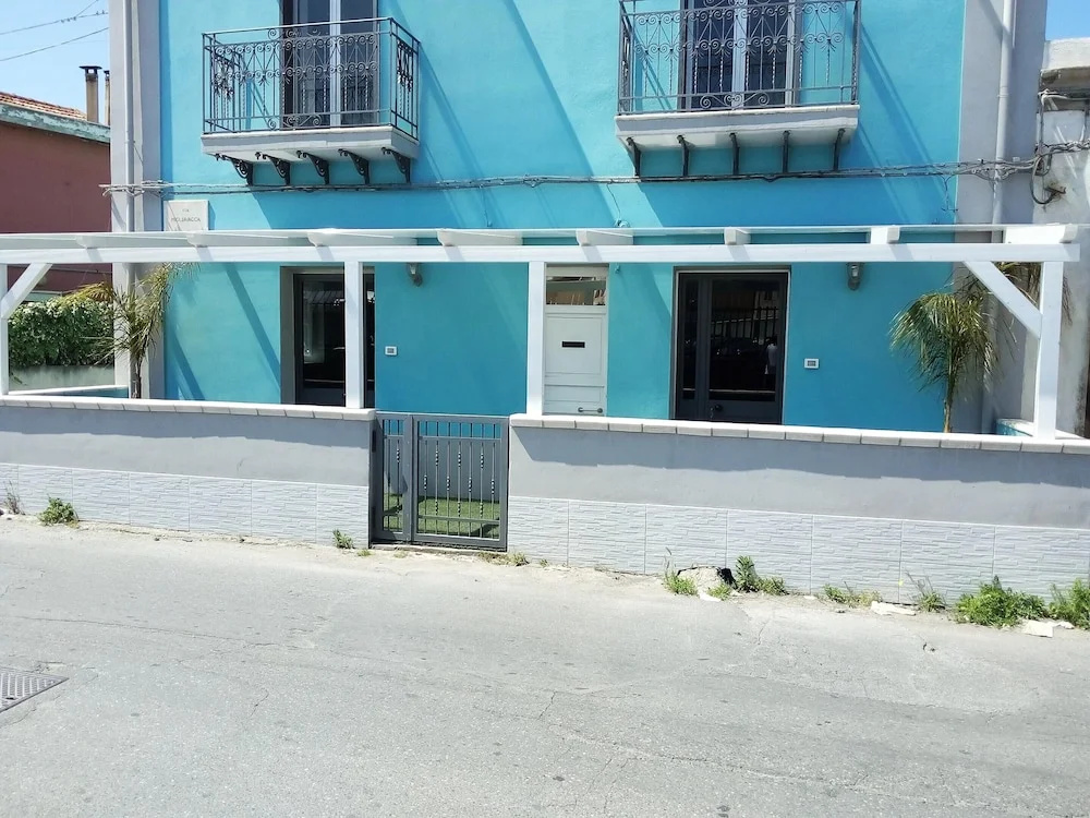 Apartment With 2 Bedrooms In Milazzo With Balcony