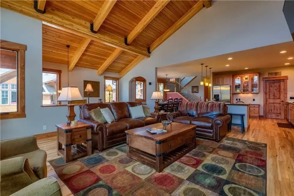 Superior Cottage