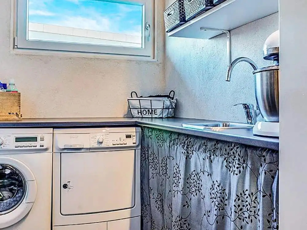 Modern Holiday Home in Falster With Whirlpool - фото 20