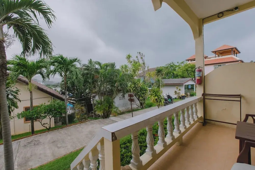 Семейный номер Standard с балконом в Kataonsea Bungalows