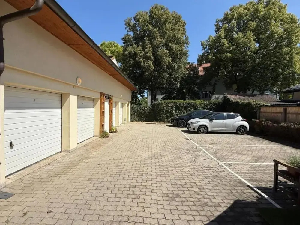 Stammersdorfer House