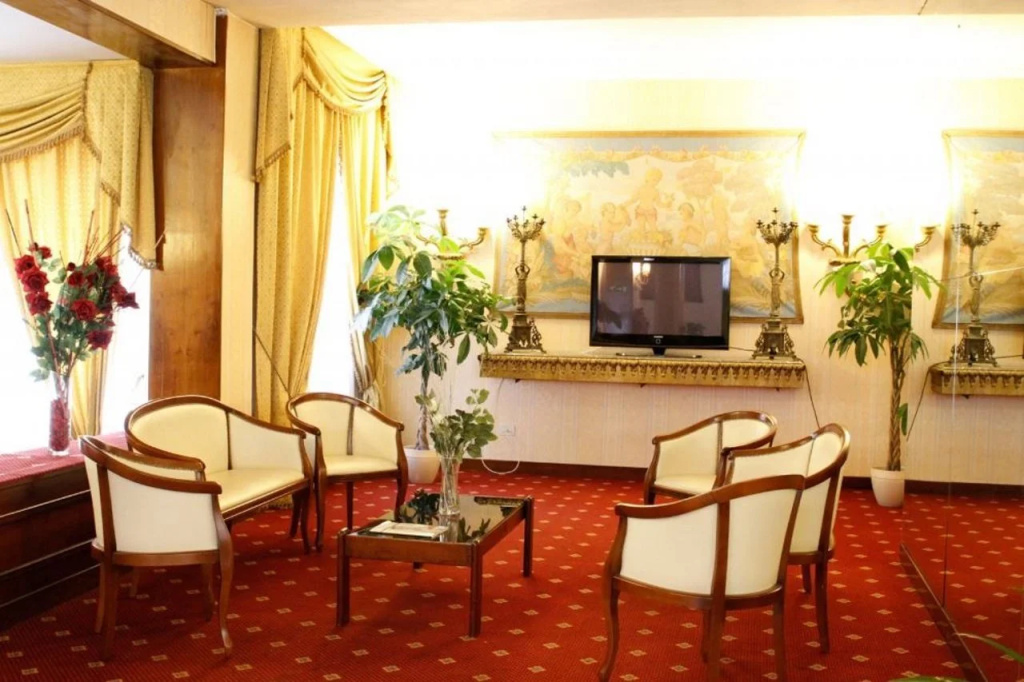 Hotel photo 21
