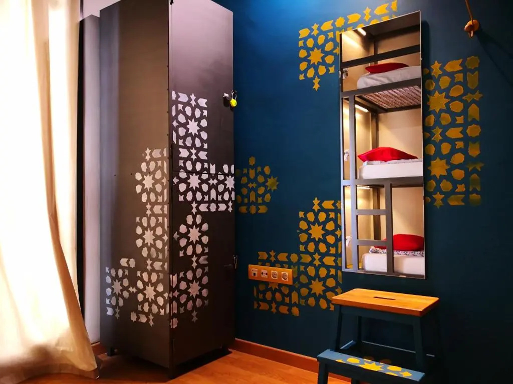 Economy room