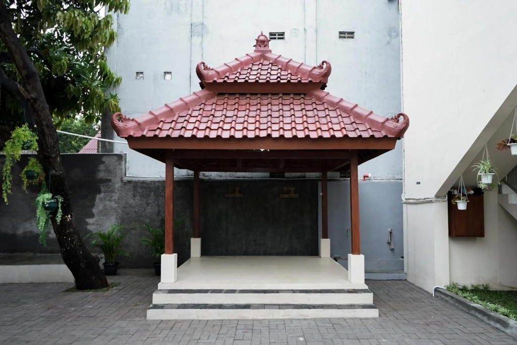 Naima Jiwo