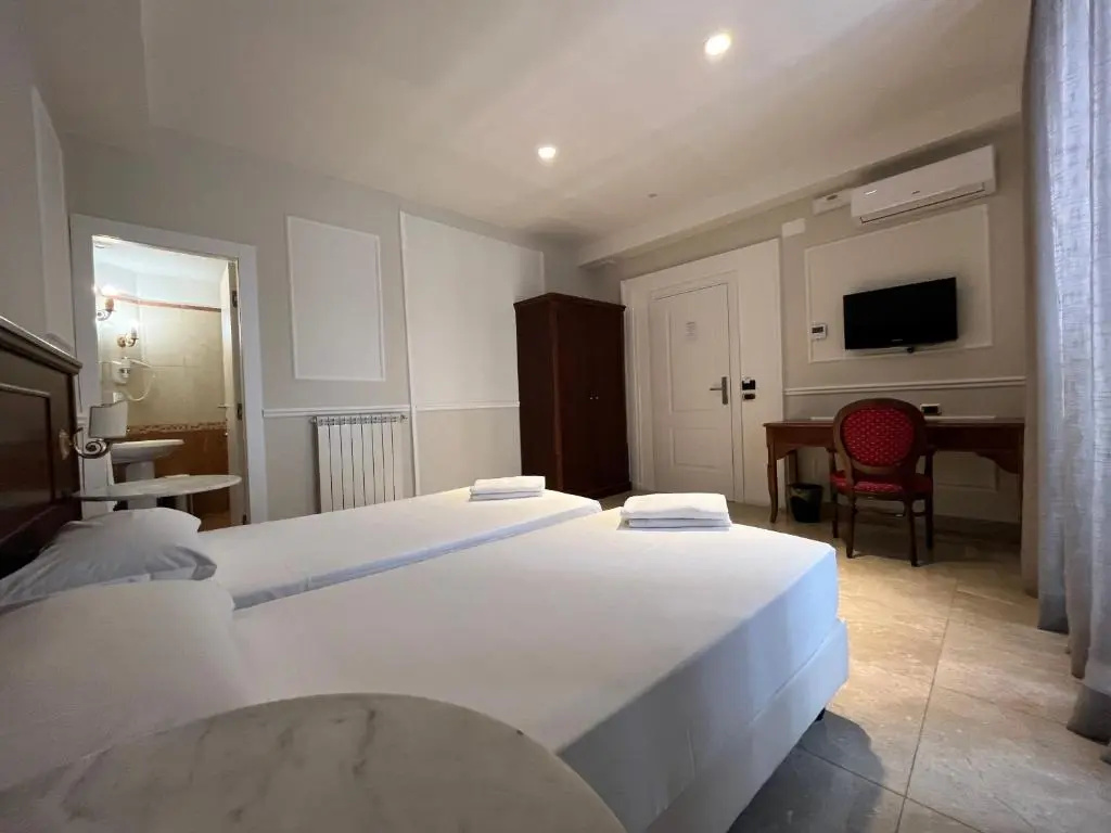 Napolit'amo Hotel Principe - Chambres
