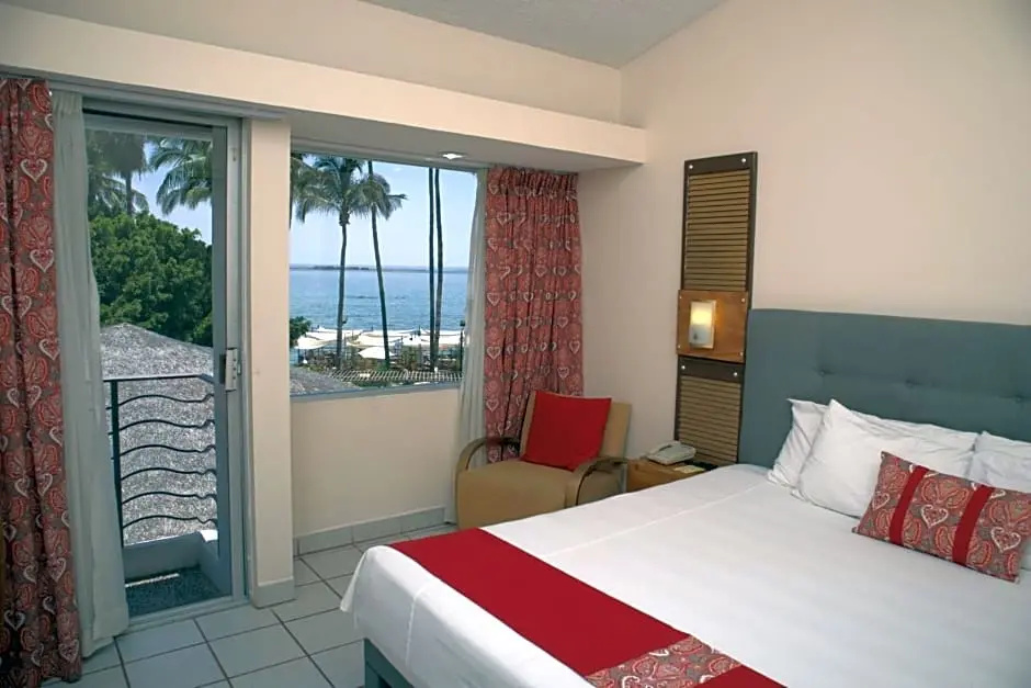Double Suite (full double bed)