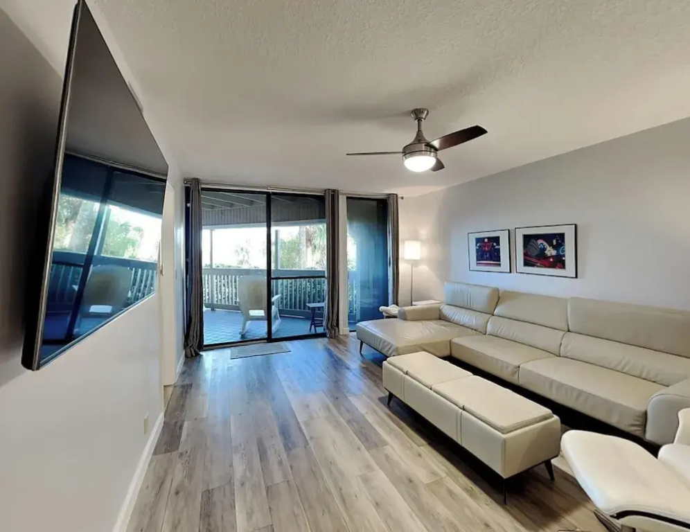 Standard room with balcony and with garden view