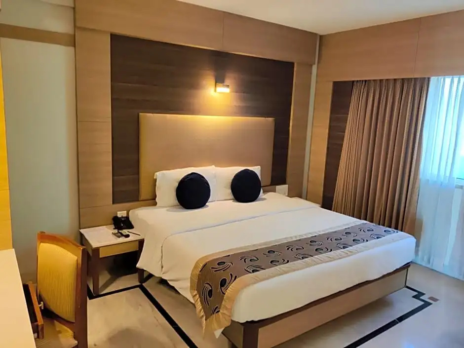 Standard Club room
