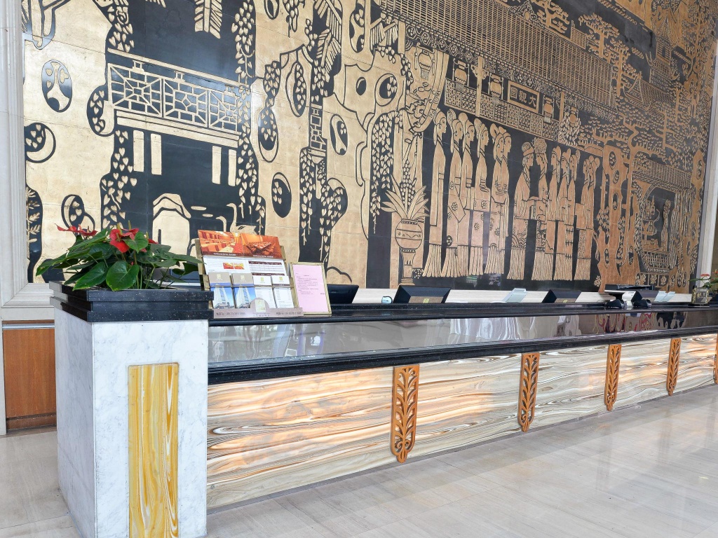 Vili International Hotel