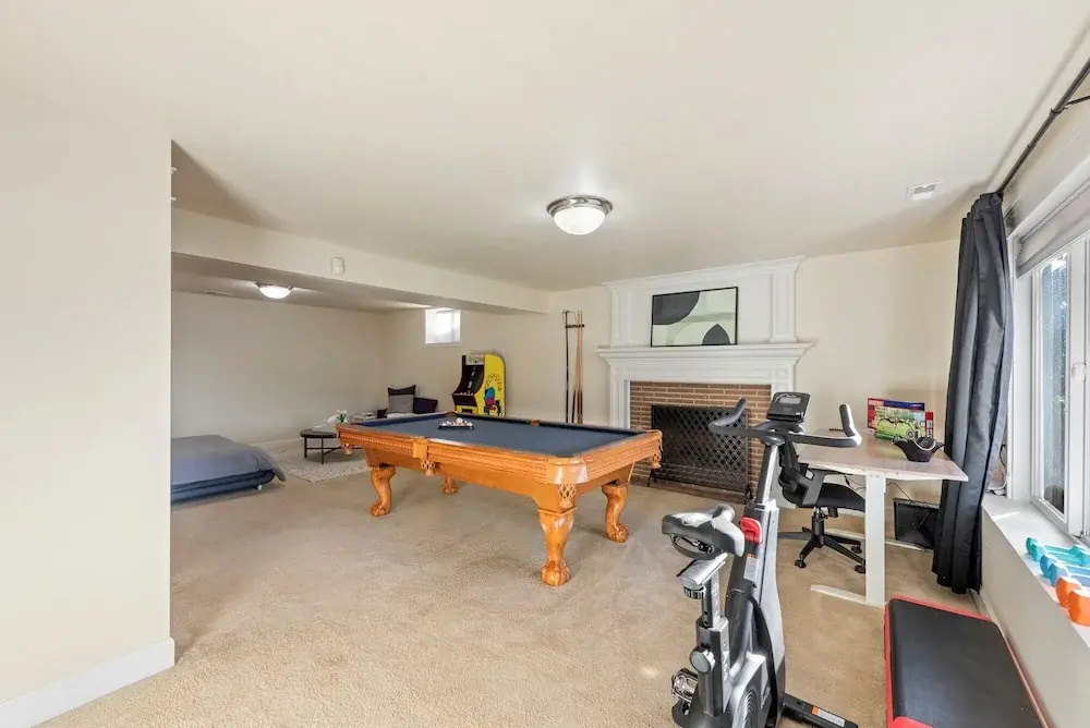 Renton Lakeside Oasis, Lakeview, 4B 2.5B, Spacious - фото 18