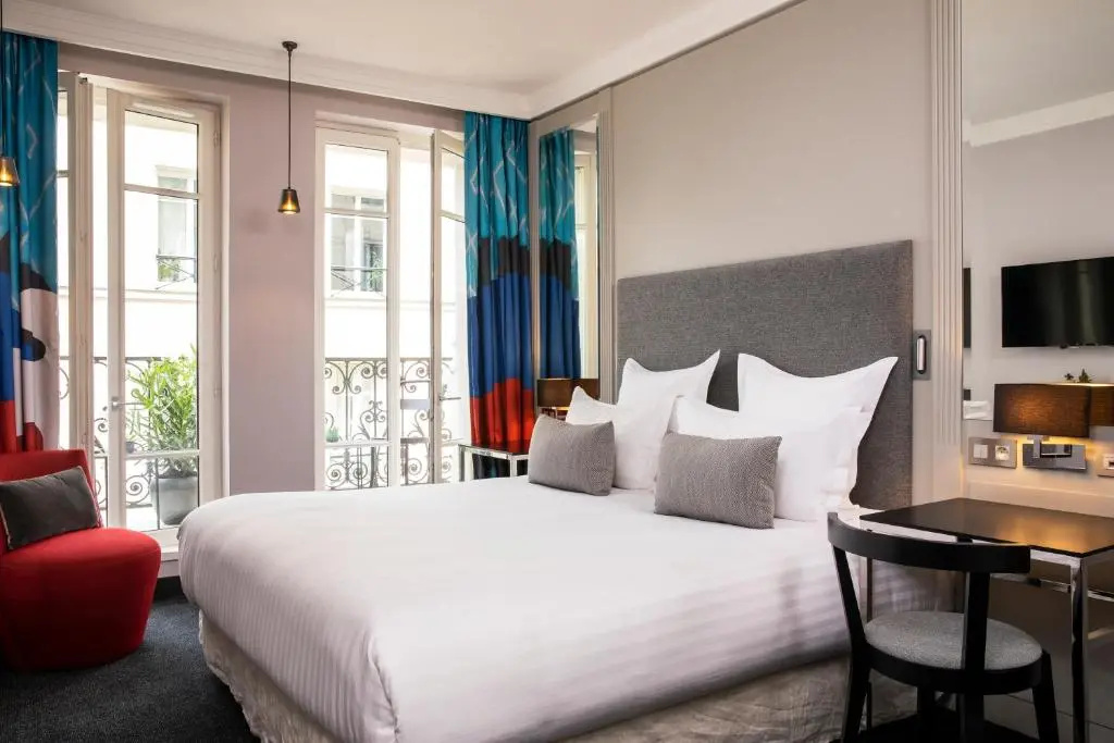 Hôtel Les Matins de Paris & Spa 77