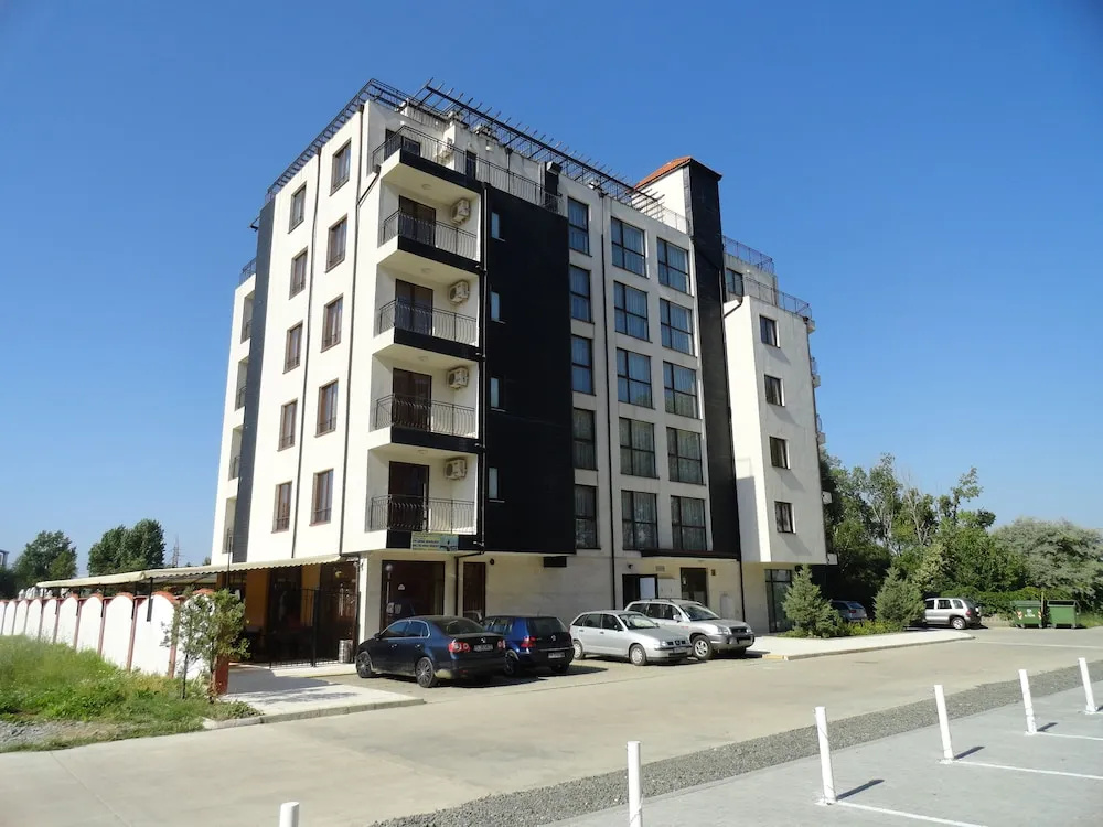 Cantilena Hotel