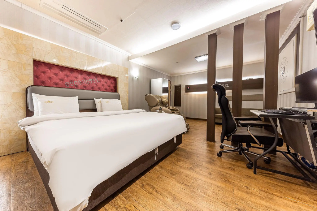 Superior room