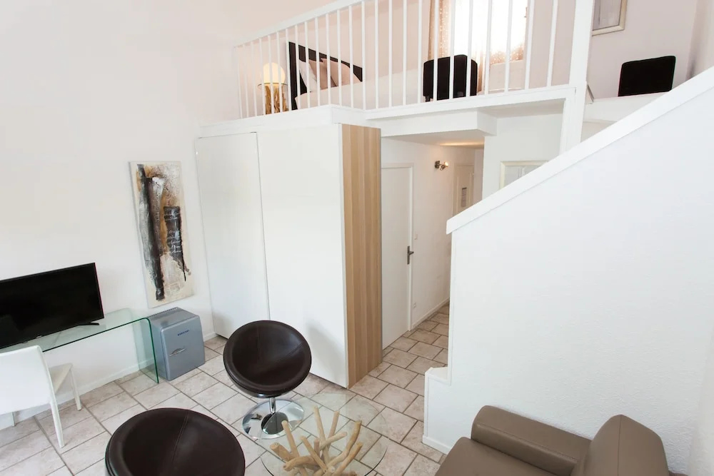 Privilege room