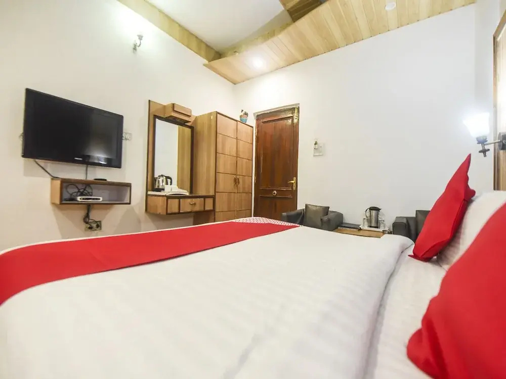 Superior Double room (full double bed)
