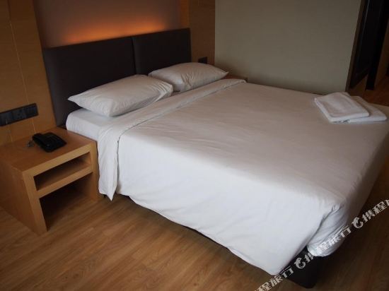C'Haya Hotel
